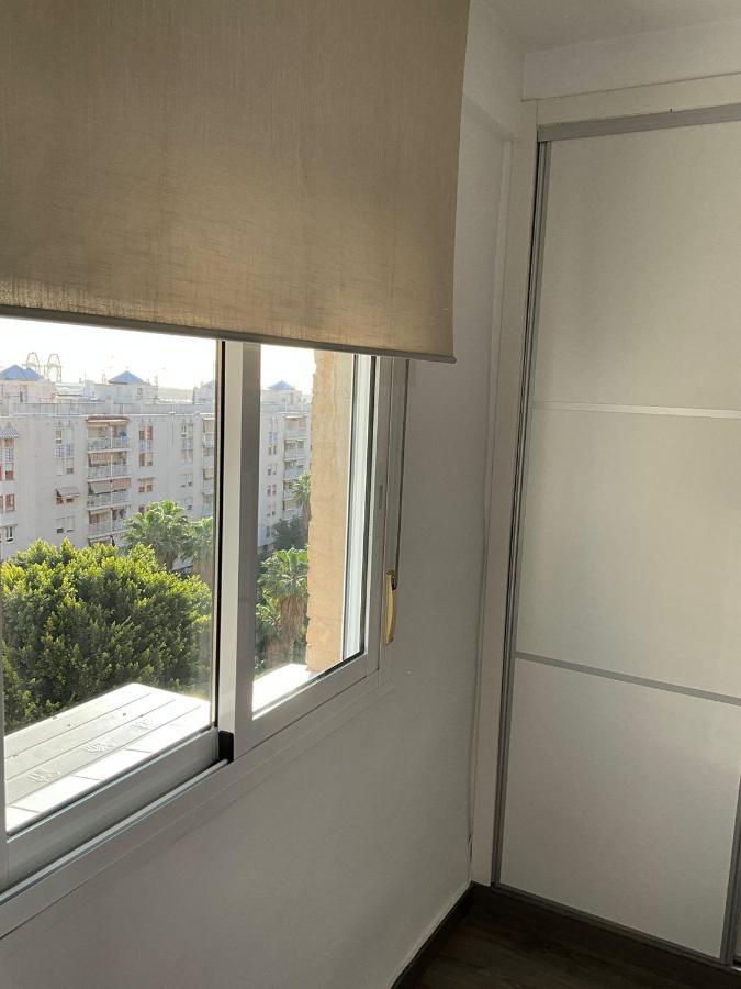 Ayala Apartamento Malaga Luaran gambar