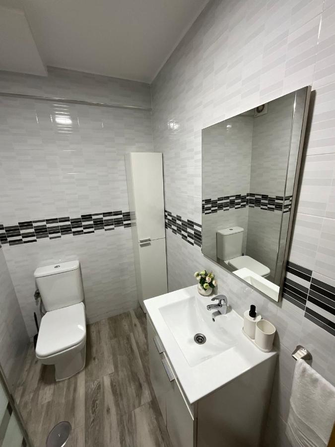 Ayala Apartamento Malaga Luaran gambar