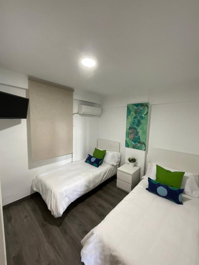 Ayala Apartamento Malaga Luaran gambar
